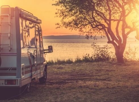 Is it possible to find a licensed RV title loan company near me?
