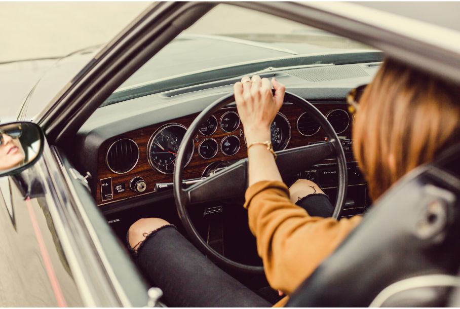 Customer driving to a title loan company near them in Amarillo.